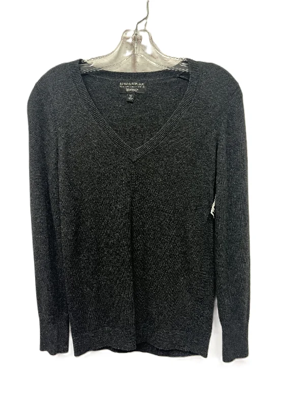 Sweater By Banana Republic In Grey, Size: Xs Casual Men's Japanese 