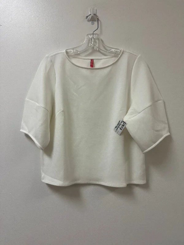 Top Short Sleeve By Spanx In White, Size: M Refined Men's European