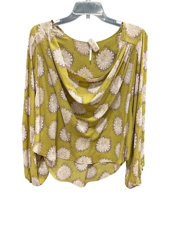 Top Long Sleeve By Free People  Size: S Vacation