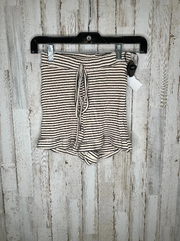 Striped Pattern Shorts Clothes Mentor, Size Xs Streetwear Style