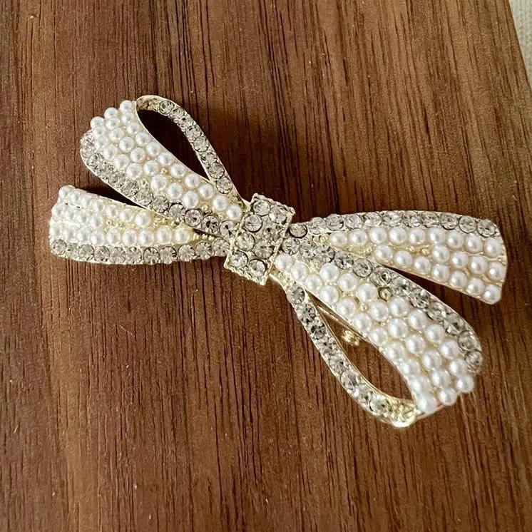 Pearl Clip Sleek Men's Contemporary 