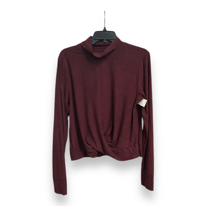 Athletic Top Long Sleeve Collar By Old Navy In Red, Size: L Artistic Men's Avant