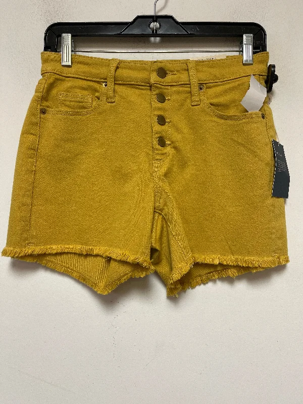 Yellow Shorts Universal Thread, Size 0 British Gentleman Style