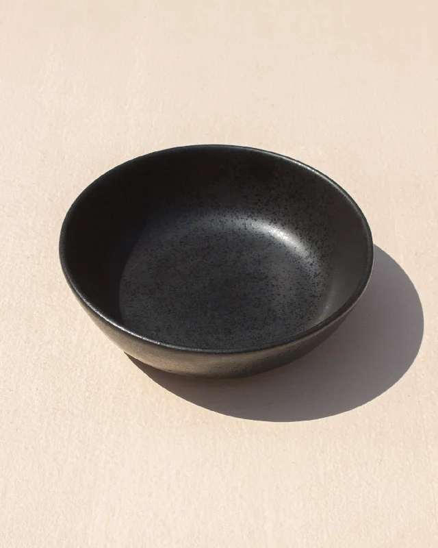 Desert Dusk Pasta Plate - Black Traditional Men's Wool
