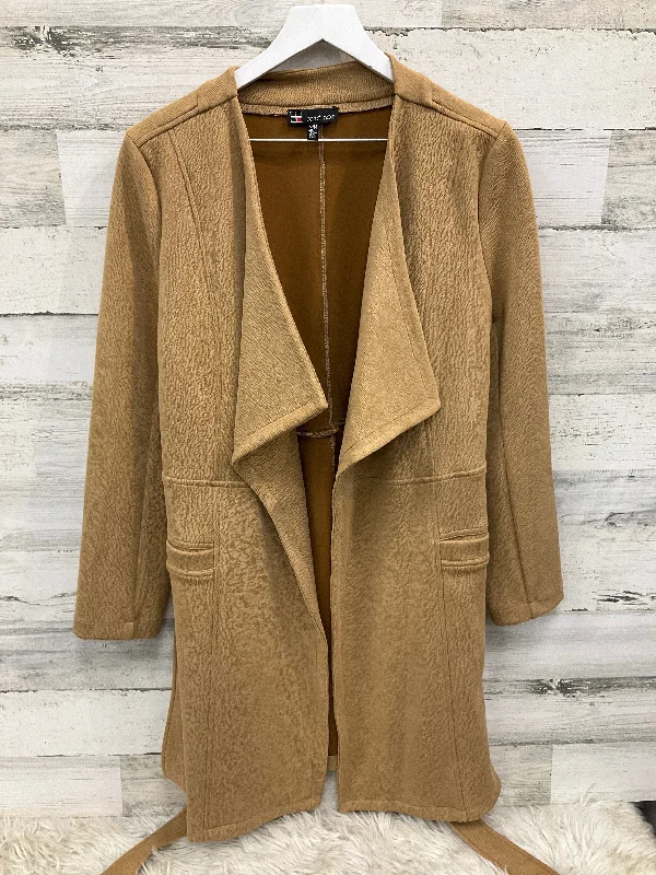 Coat Other By Clothes Mentor In Tan, Size: M Casual Men's Short