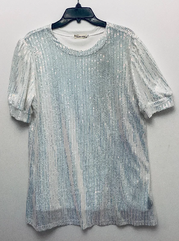 Top Short Sleeve By Clothes Mentor In Silver, Size: Xl Laid