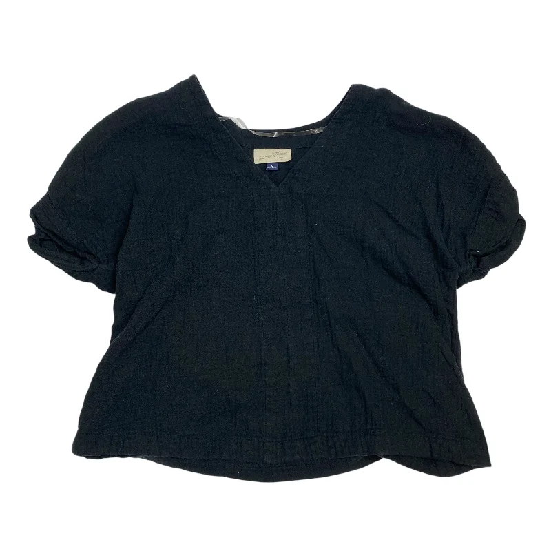 Top Short Sleeve By Universal Thread In Black, Size: M Bold Men's Animal