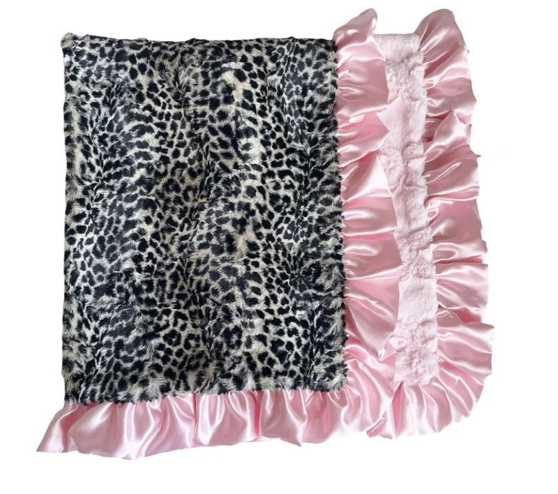 Leopard and Pink Ruffle Blanket Cool Men's Distressed