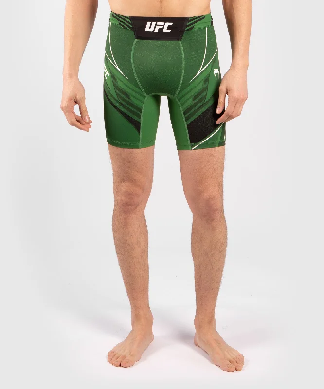 UFC Venum Authentic Fight Night Men's Vale Tudo Shorts - Short Fit - Green Refined Men's Velvet