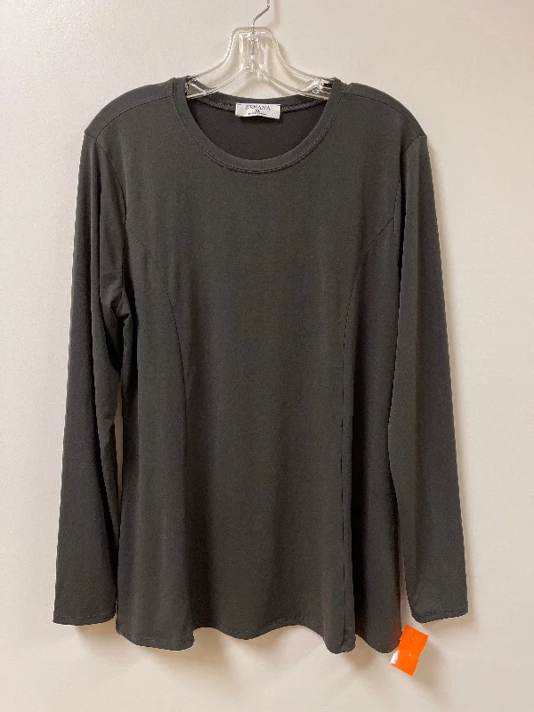 Top Long Sleeve By Zenana Outfitters In Grey, Size: Xl Sporty Men's Athleisure 