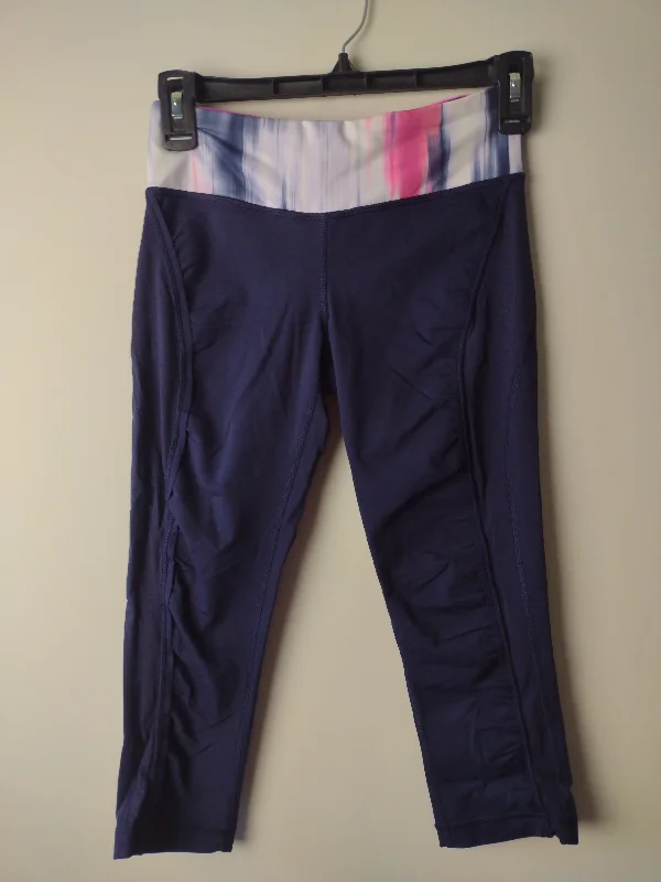 Athletic Leggings Capris By Lululemon  Size: 4 Laid