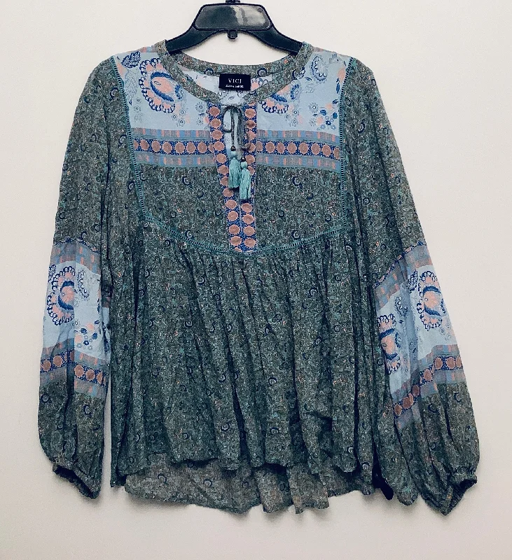 Top Long Sleeve By Vici In Green, Size: Xl Practical Men's Multi