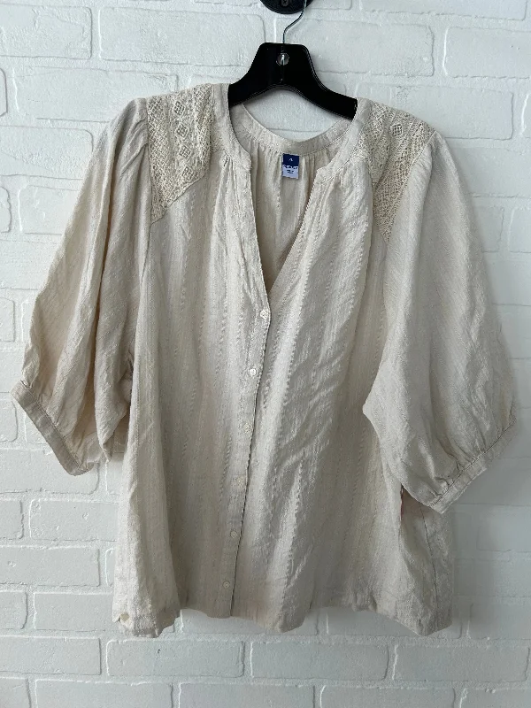 Top Short Sleeve By Old Navy In Beige, Size: Xl Bold Men's Statement