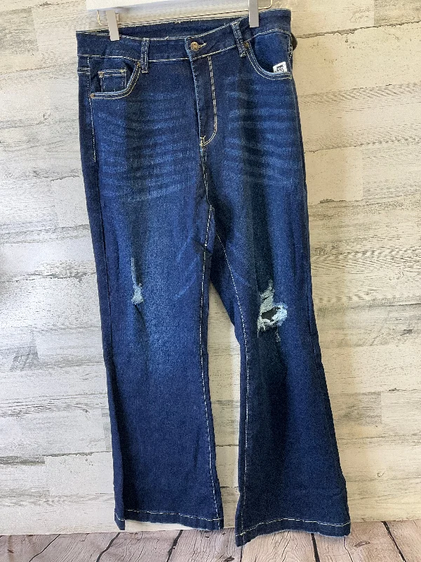 Blue Denim Jeans Boot Cut Clothes Mentor, Size 12 Modern Men's Geometric