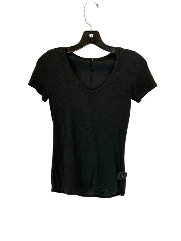 Athletic Top Short Sleeve By Lululemon In Black Gym