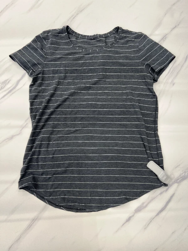 Athletic Top Short Sleeve By Lululemon In Grey, Size: 6 Elegant Men's Cashmere