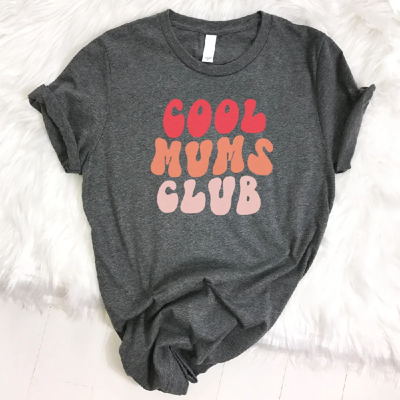 In The Groove - Cool Mums Club T-Shirt Beach