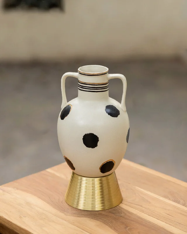 Jheel Vase Elegant Men's Cashmere
