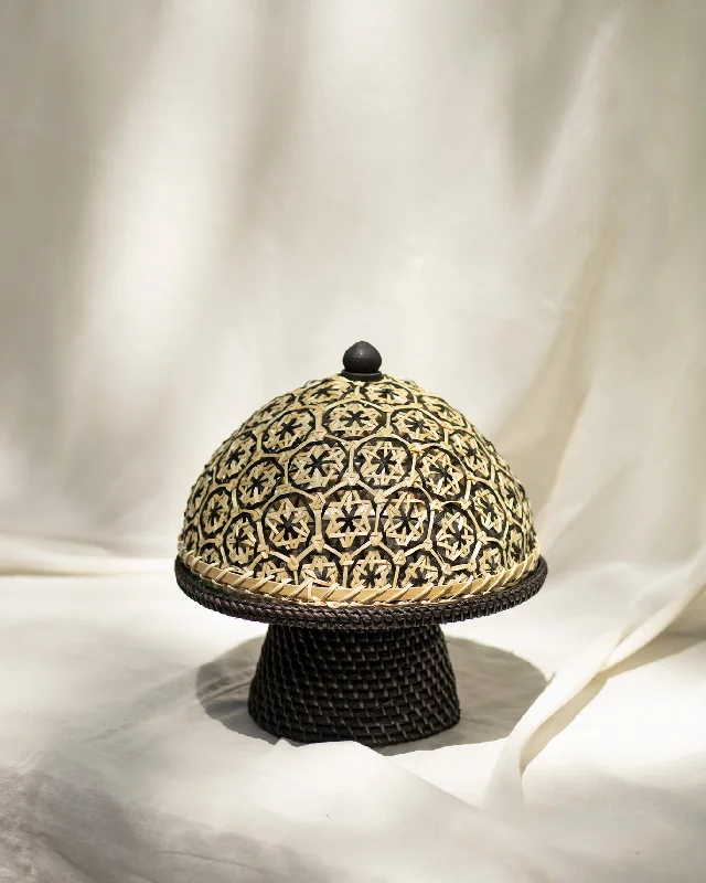Jharna Cake Stand & Dome Stylish Men's Tropical 